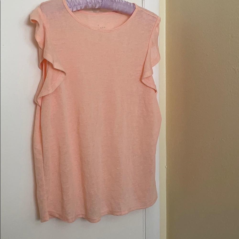 Pink sleeveless shirt